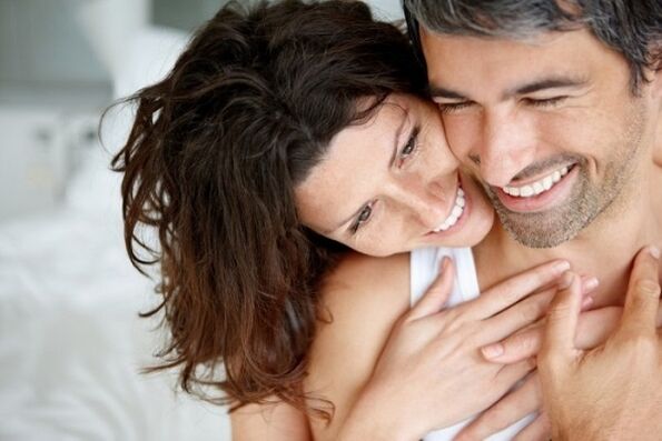 Happy women and men gain strength